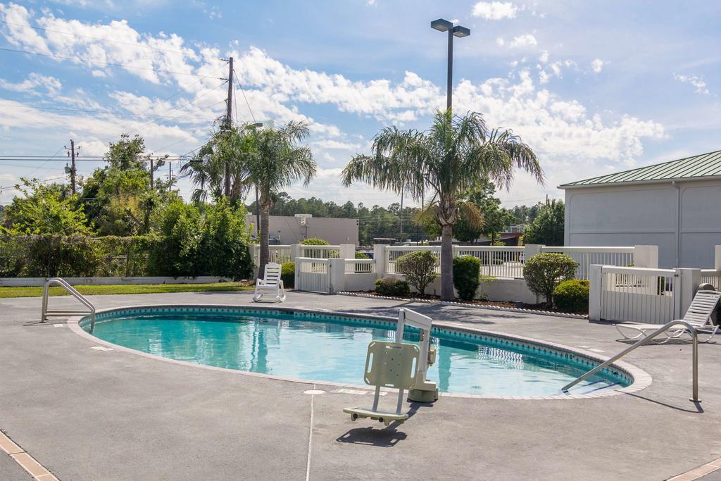 Motel 6 Waycross Exterior foto